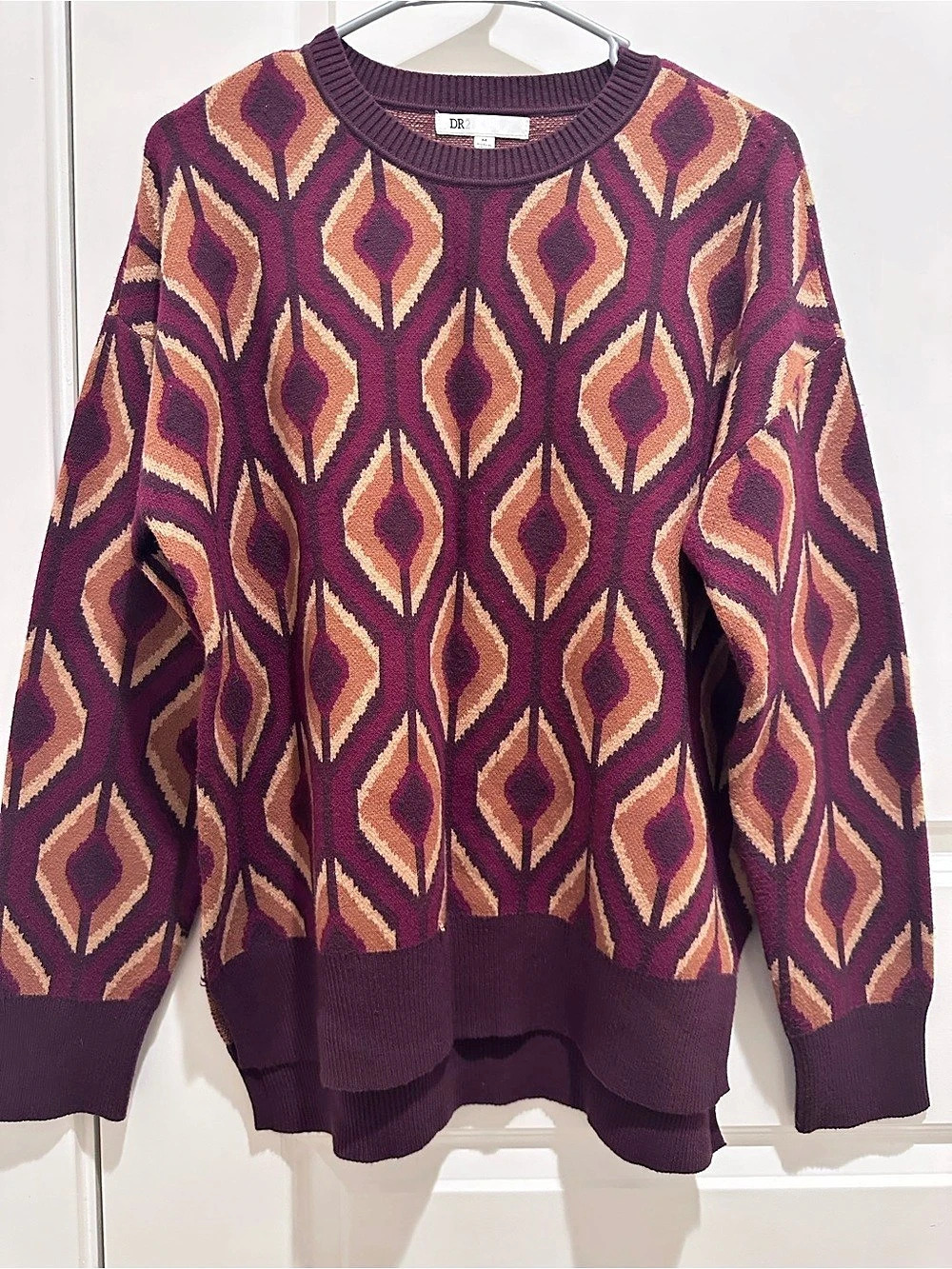 DR2 Geometric Sweater in Purple & Brown Size Medium